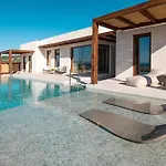 Noema Luxury Retreat - Adults Only *