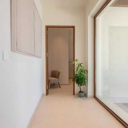 Вилла Noema Luxury Retreat - Adults Only