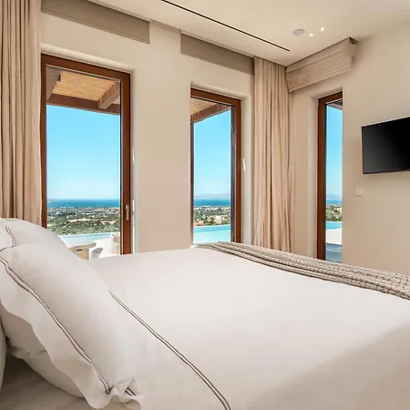 Noema Luxury Retreat - Adults Only